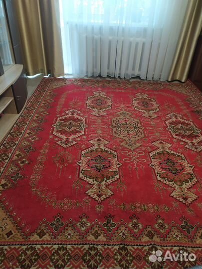 Ковер бу шерстяной