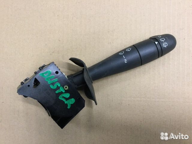 Переключатель стеклоочистителей Рено Дастер с 2012