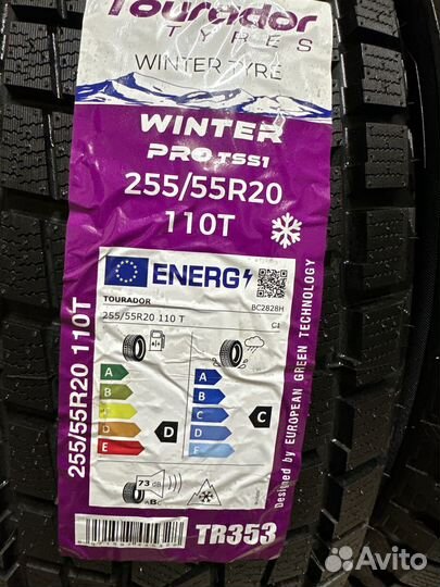 Tourador Winter Pro TSS1 255/55 R20 105T