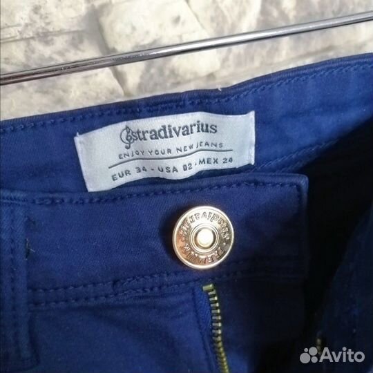 Джинсовые шорты Stradivarius