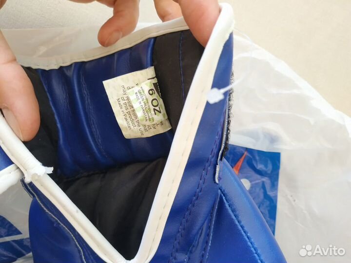 Боксерские перчатки детские новыe