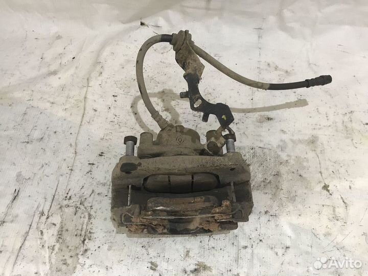 Суппорт тормозной передний левый Renault Megane