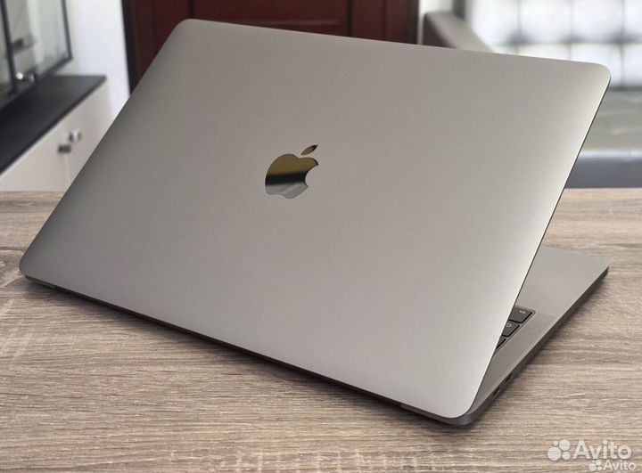 Apple MacBook Pro 13 2019 16Gb 256Gb