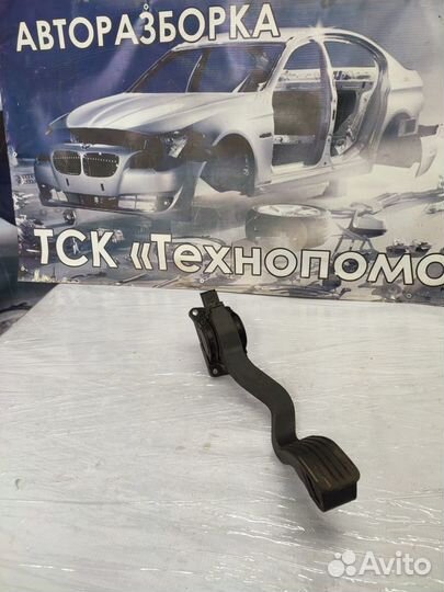 Педаль газа Peugeot 307