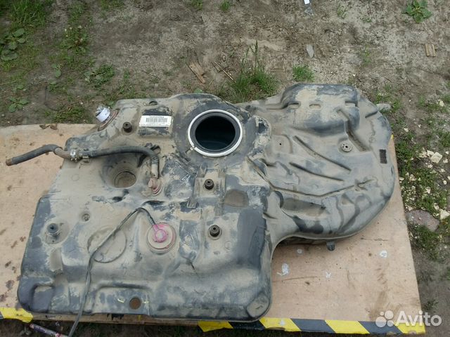 Топливный бак highlander