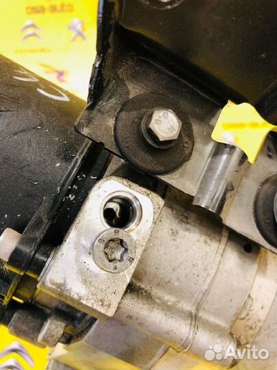 Насос гур гидроусилителя руля citroen C4 DS4 B7