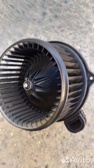 Моторчик печки Hyundai solaris 2