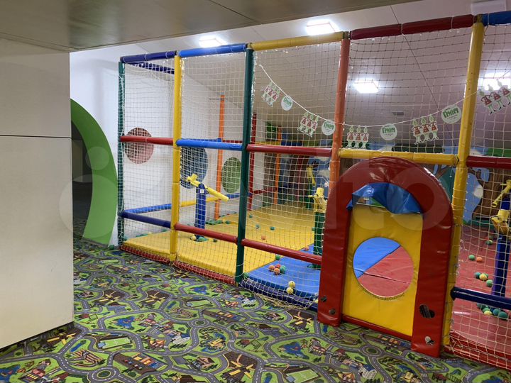 Свободного назначения, 270 м²