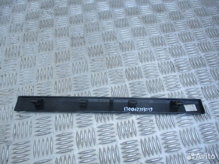 Накладка капота Mercedes-Benz A9606890554