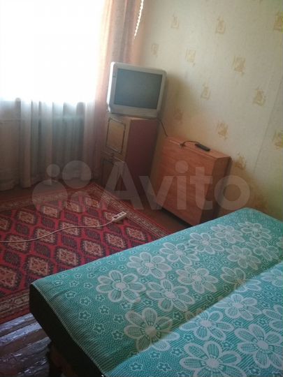 Комната 9 м² в 2-к., 4/4 эт.
