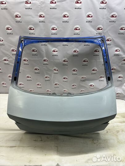 Крышка багажника Skoda Rapid 2
