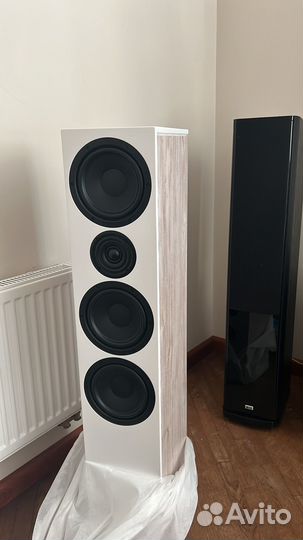 Напольные колонки Heco Aurora 700 Black Edition