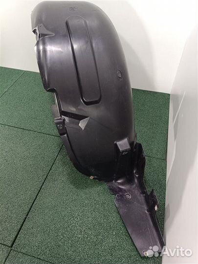 Подкрылок (локер) задний левый Renault Fluence