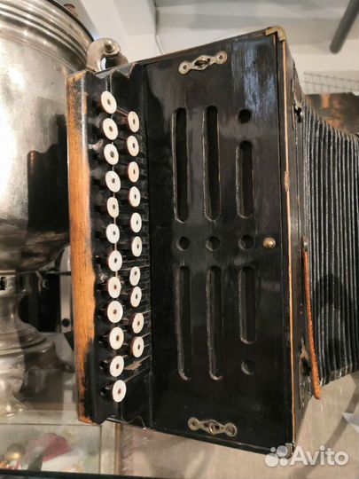 Гармонь 1942г