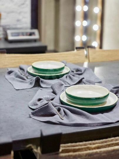 2-к. квартира, 53 м², 1/3 эт.