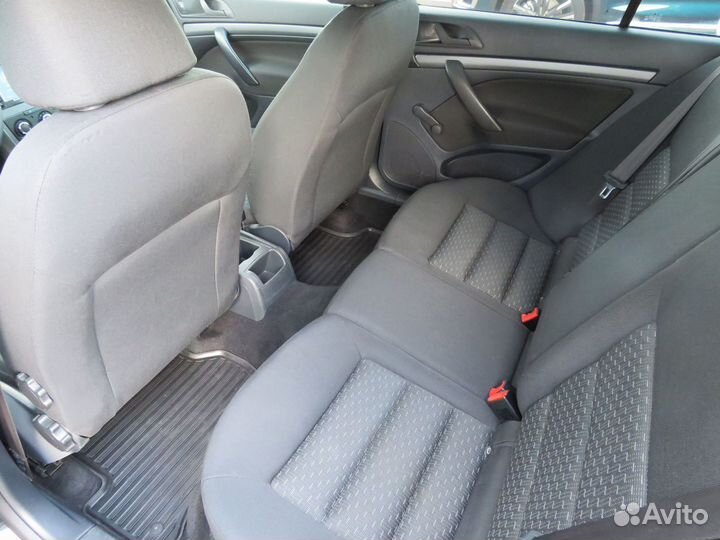 Skoda Octavia 1.6 МТ, 2013, 177 000 км