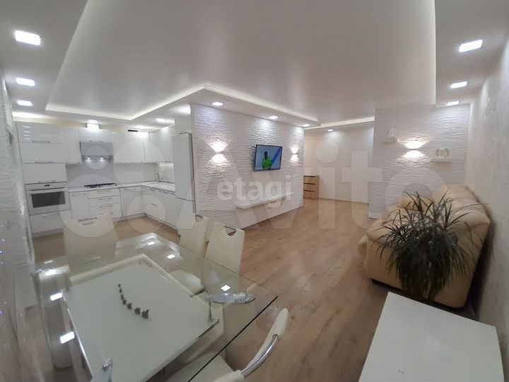 3-к. квартира, 71,6 м², 6/9 эт.