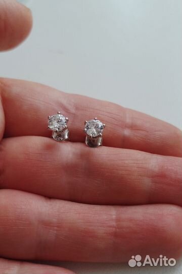 Серьги пуссеты новые