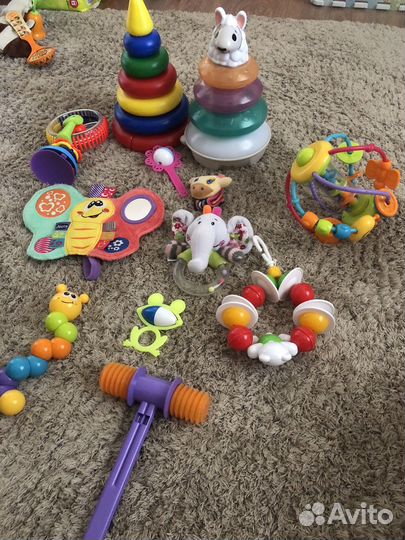 Развивающие игрушки пакетом