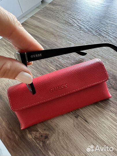 Солнцезащитные очки