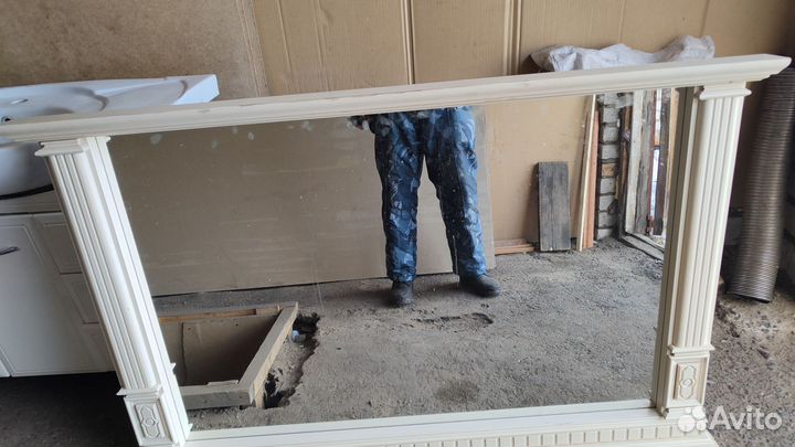 Зеркало настенное