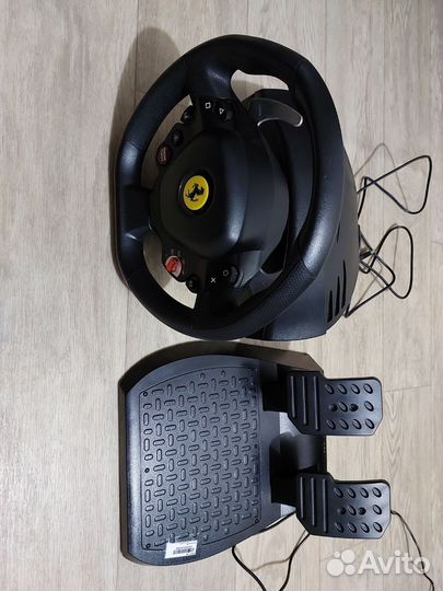 Игровой руль Thrustmaster T80 Ferrari 488 GTB
