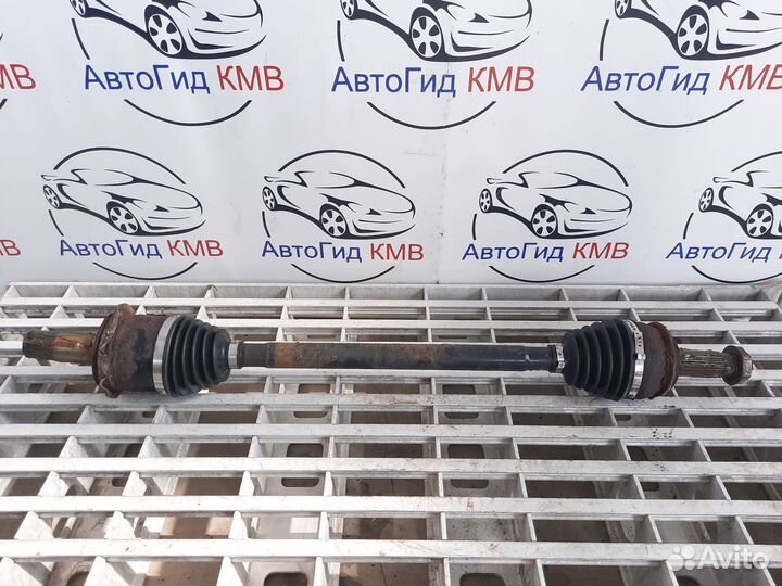 Привод задний правый Mercedes-Benz Vito