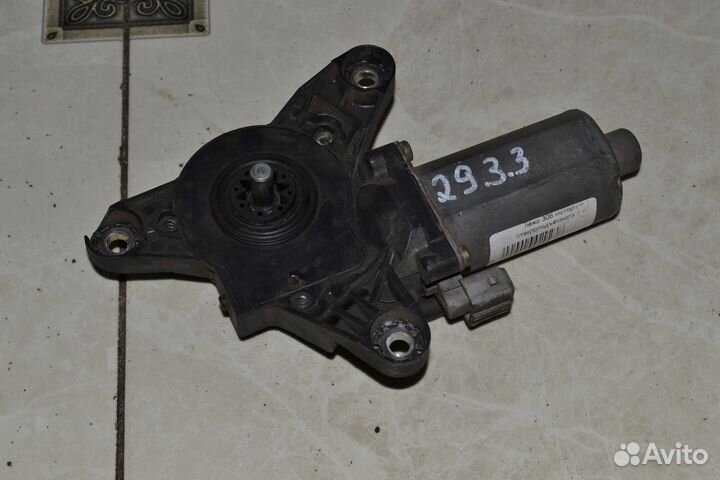 Моторчик стеклоподьемника передний правый Peugeot