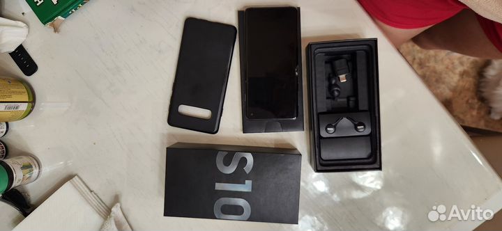 Samsung Galaxy S10, 8/128 ГБ