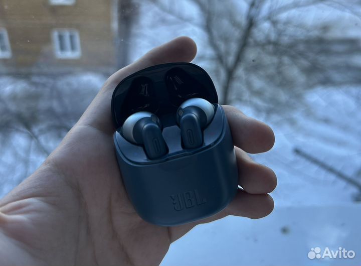 Наушники JBL