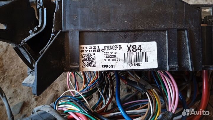 Проводка подкапотная монтажник Hyundai Elantra 6