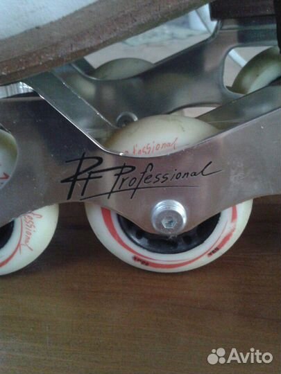 Коньки роликовые профессиональные