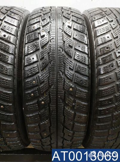 Kumho I'Zen RV Stud KC16 215/60 R17 98V