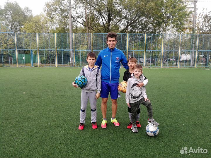 Тренер по футболу