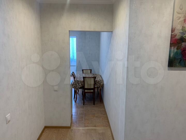 2-к. квартира, 70,9 м², 4/14 эт.