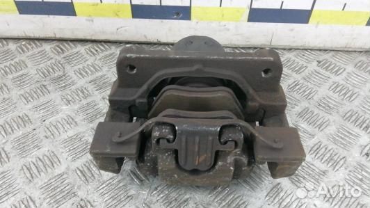 Суппорт тормозной передний правый BMW 5 F10/F11 (3