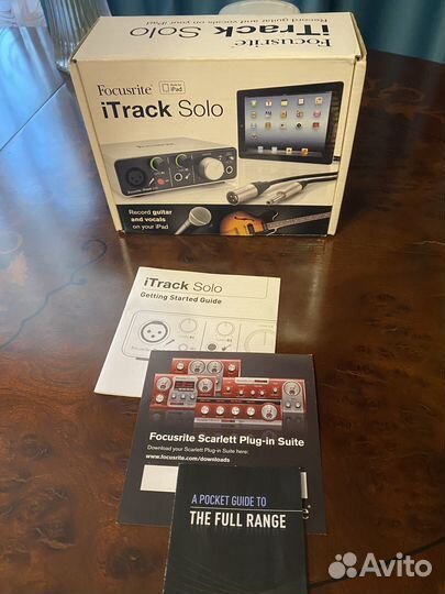 Звуковая карта Focusrite Scarlett iTrack Solo