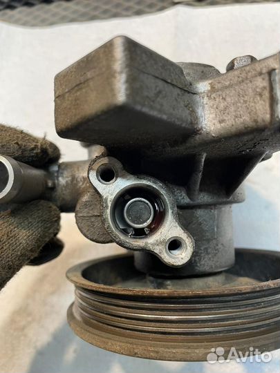 Насос гур Honda CR-V RD1. 99 г.в 2.0