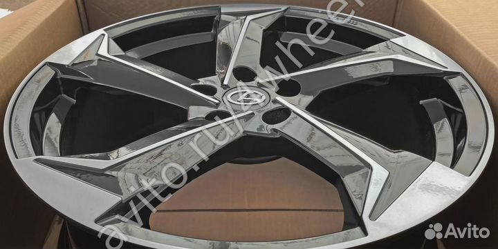 Диски для Лексус UX R19