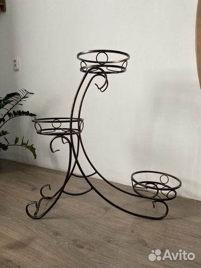 Подставка для цветов