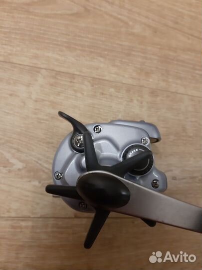 Daiwa Super Tanasensor-S 400C катушка мульт