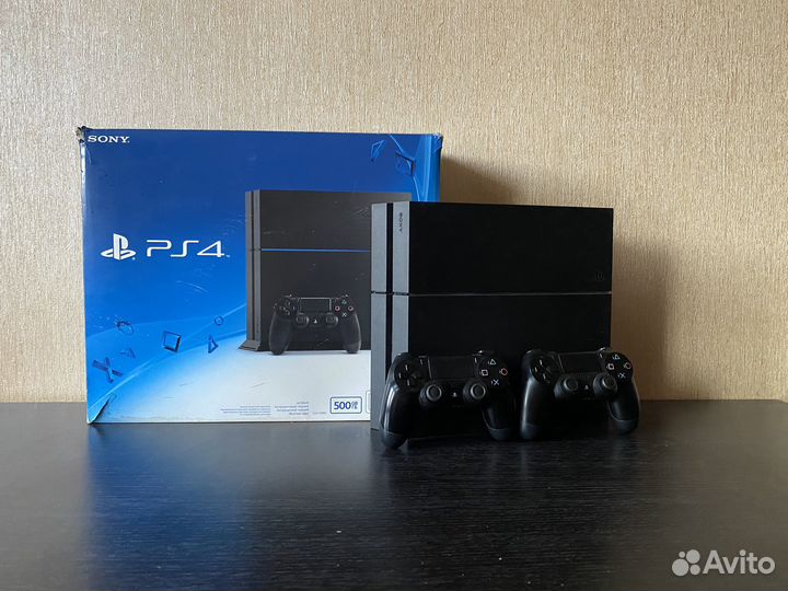 Sony PS4 + 2 геймпада + 12 игр