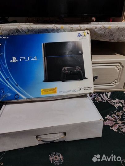 Игровая приставка ps4 slim