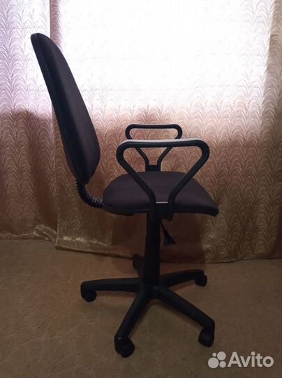 Компьютерное, офисное кресло