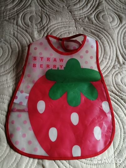 Слюнявчики нагрудники новые