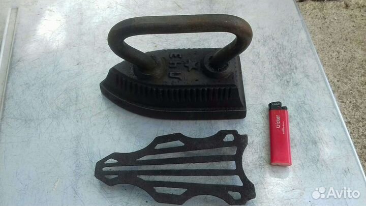 Утюг лчз с подставкой