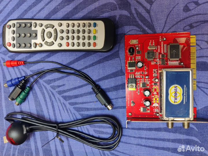 Спутниковий тв тюнер Twinhan DTV VP-1022A