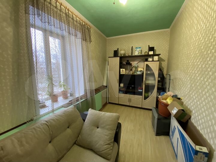 2-к. квартира, 45 м², 3/3 эт.