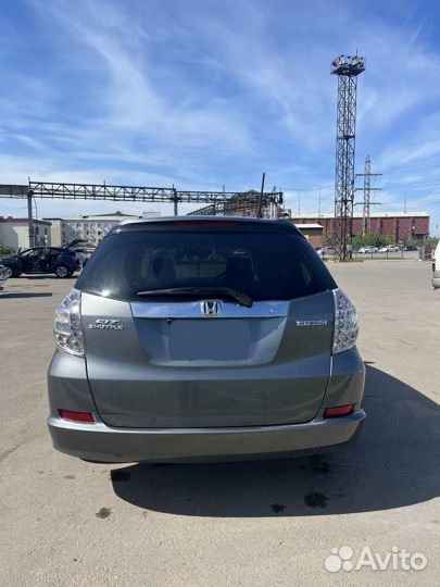 Honda Fit Shuttle 1.3 CVT, 2011, 106 000 км