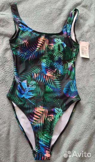 Купальник новый 46